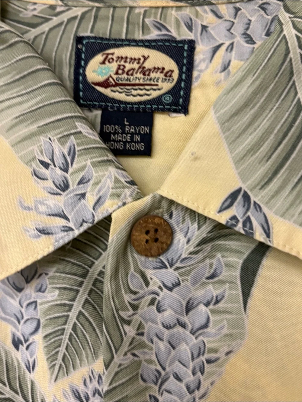 Tommy Bahama Pale Yellow Tropical Leaf Print Button-Down Shirt